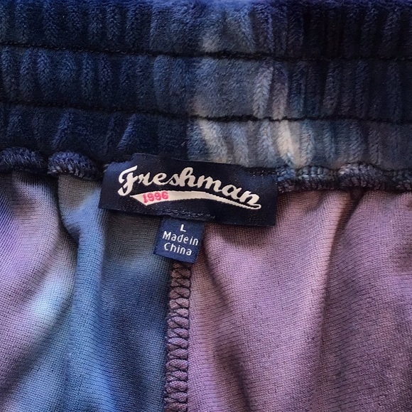 Super Soft Plush Tie-Dye Joggers NWT - Picture 5 of 10